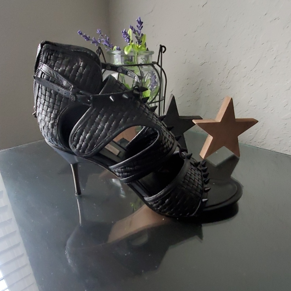 Bcbg shoes